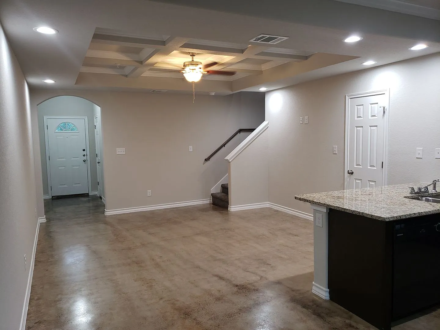 Town home for rent — Photo 3