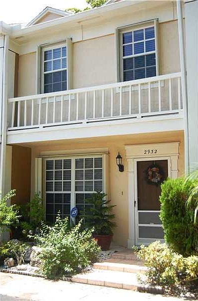 1st image of 2932 Belmont Ln