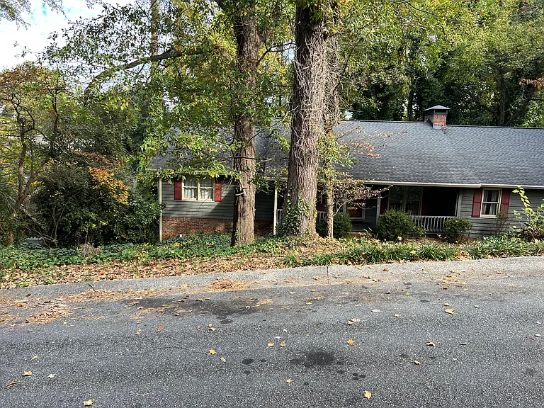 704 Mohawk Dr — Photo 50