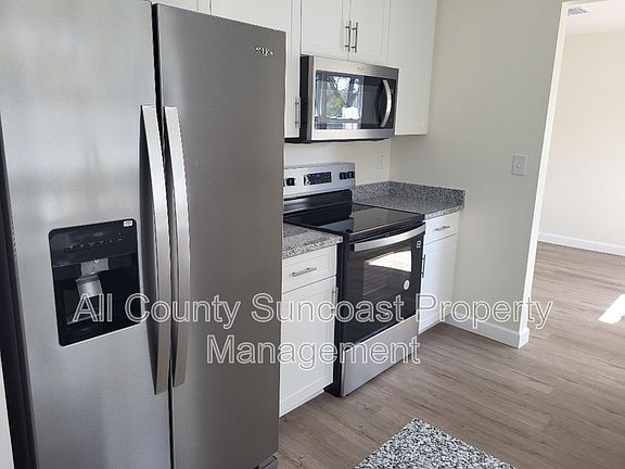 5th image of 648 16th Ln