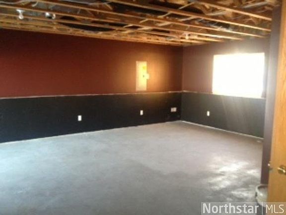 5th image of 1008 Rum River Drive