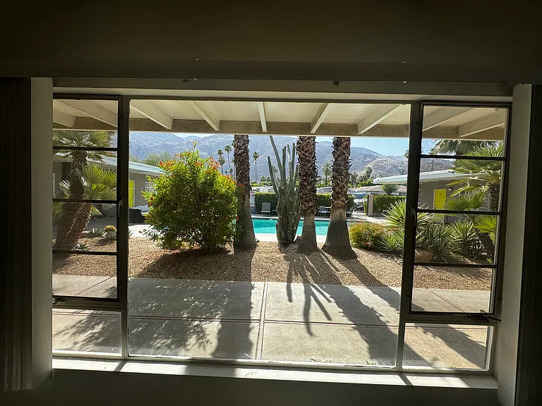 546 S Camino Real — Photo 9