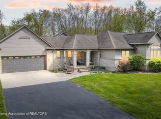 5450 N Hartel Rd, Potterville, MI 48876