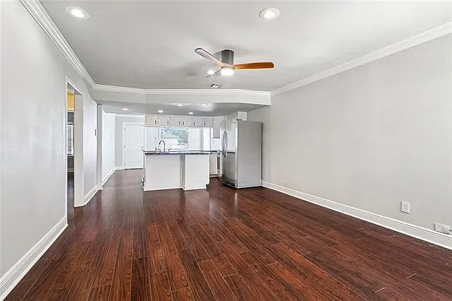 710 West Dr — Photo 5