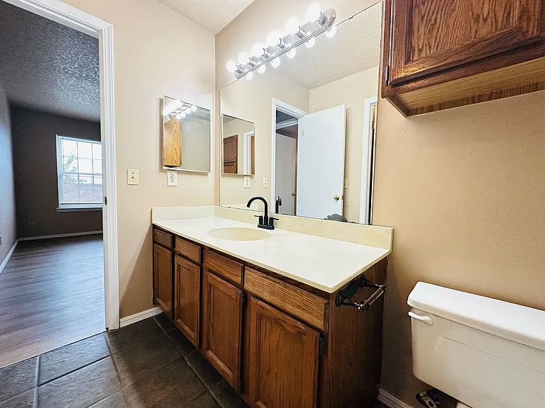 3200 W Britton Rd #19 — Photo 21