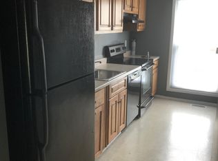 8832 Pennsbury Pl, Rosedale, MD 21237