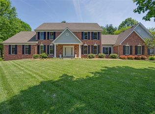 16019 Clarkson Mill Cir, Chesterfield, MO 63005