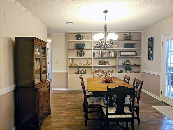5th image of 4721 Pebble Creek Dr