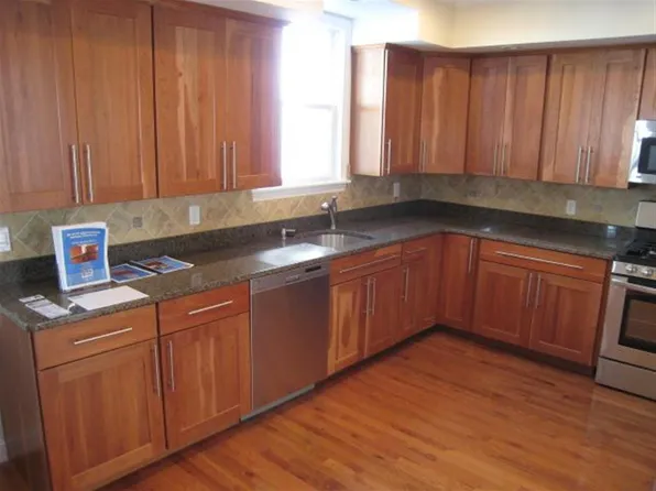 20 Dartmouth St, Somerville, MA 02145