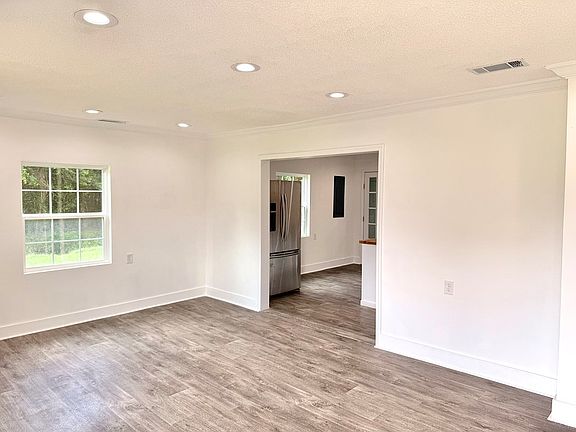 4th image of 603 8th St SW