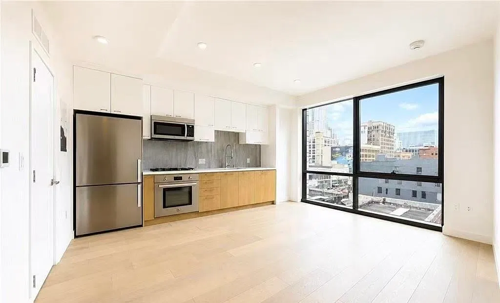 1 bed, 450 sqft, $2,250 — Photo 2