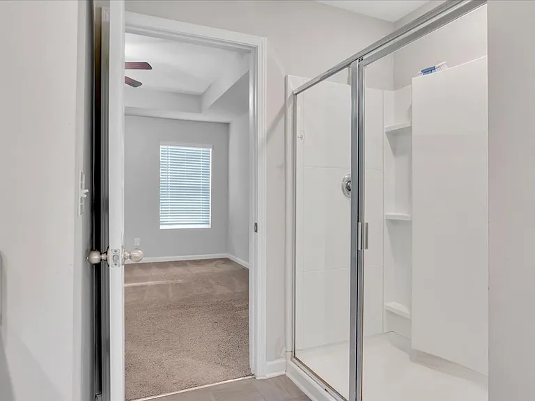 1127 Sims Dr — Photo 23