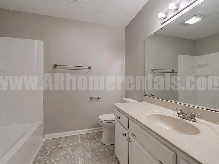 2765 Archer Ln — Photo 18