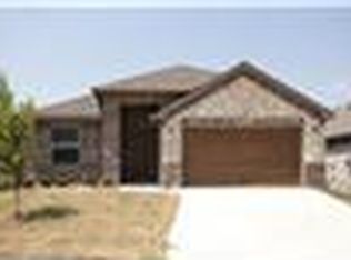 10201 Blue Bell Dr, Fort Worth, TX 76108