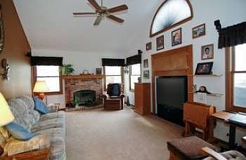 2nd image of 2341 Cottonwood Dr