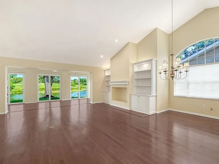4072 Penshurst Park — Photo 12