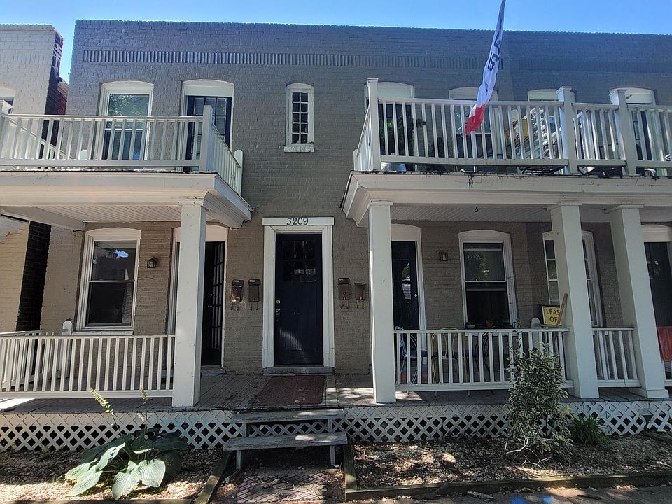1st image of 3210 Ellwood Ave APT A