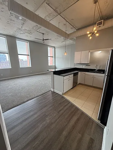 Floor plan 502