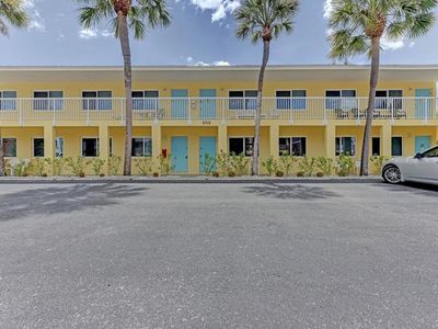 2312 Avenue C APT 7, Bradenton Beach, FL, 34217
