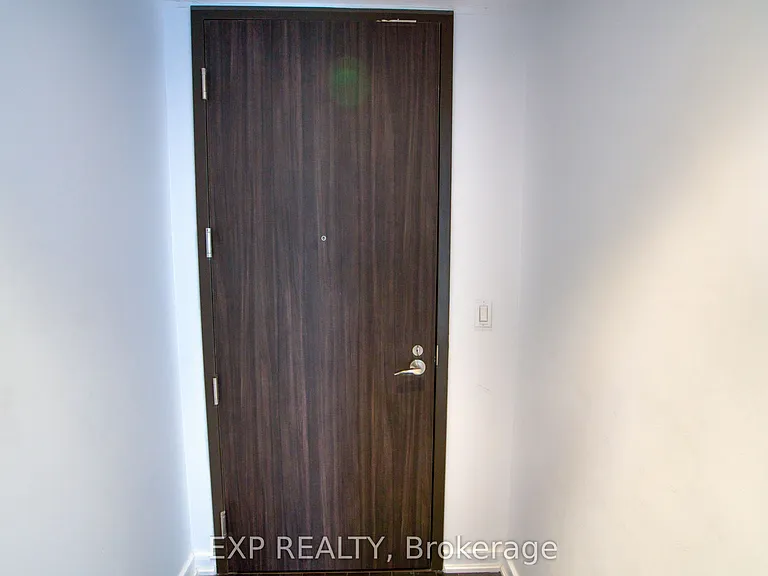 300 Lisgar St #603 — Photo 10
