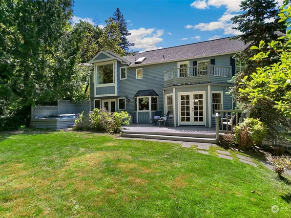5705 143rd Place SE, Bellevue, WA 98006