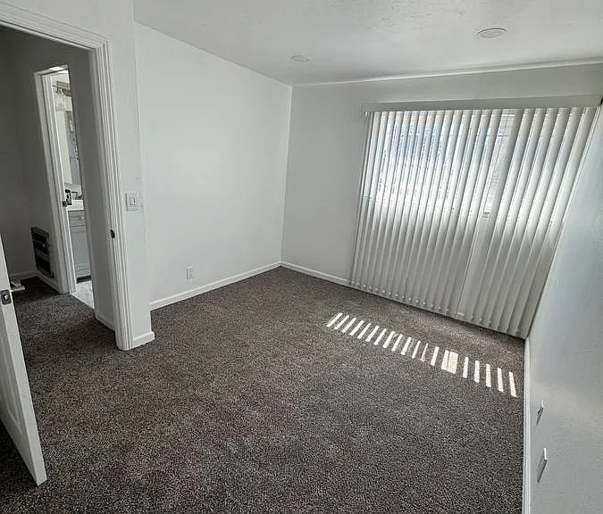 37555 Glenmoor Dr #Townhouse D — Photo 7