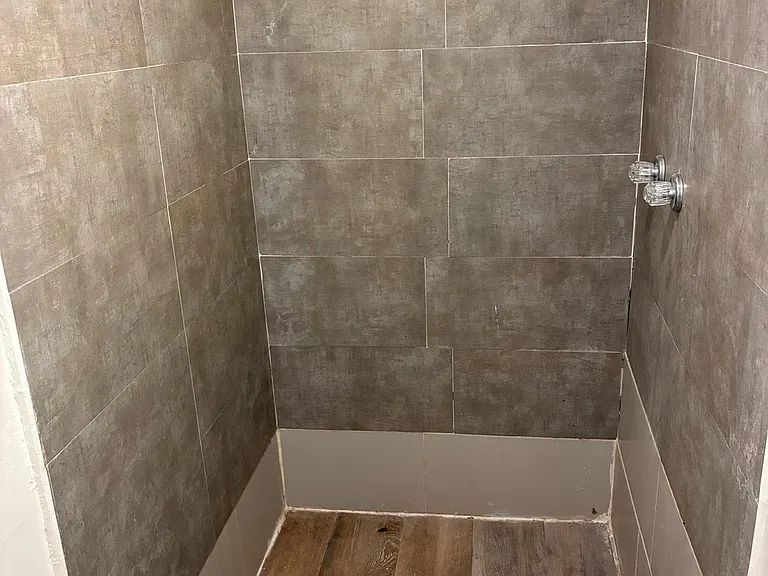 4156 Avalon Blvd — Photo 13