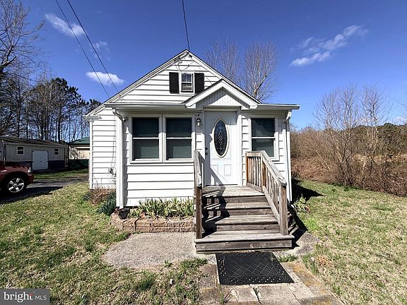 2nd image of 5934 Quantico Rd