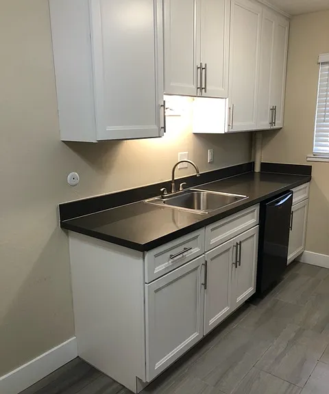 1927 Dwight Way — Photo 35