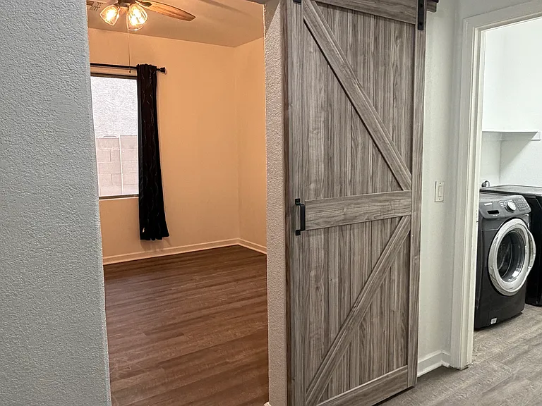 12175 W Chase Ln — Photo 20