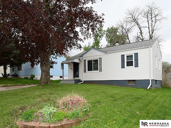 3rd image of 4864 S 51st St