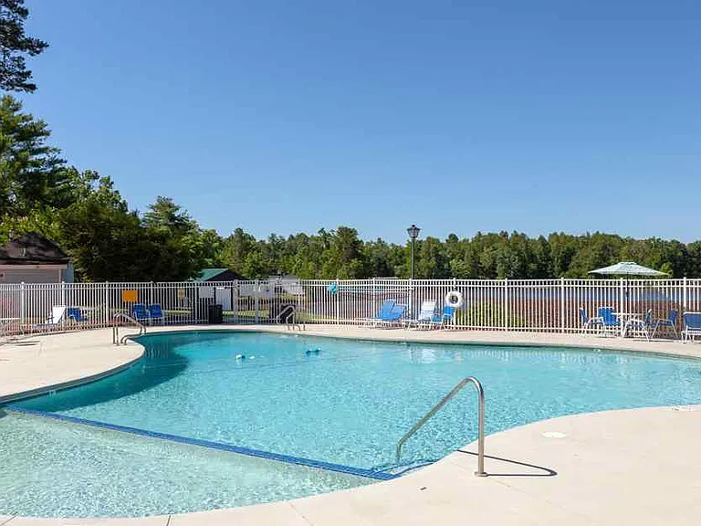 Woodlake (NC) — Photo 7