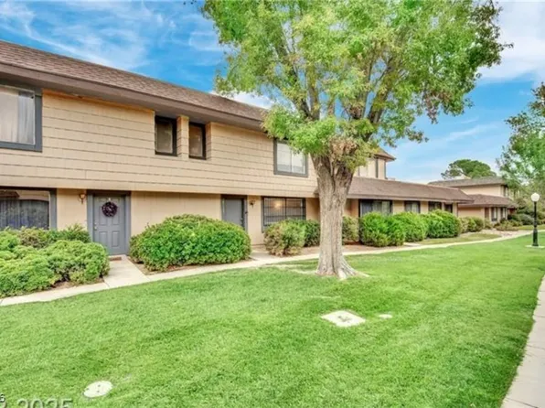 6133 Meadowgrass Ln, Las Vegas, NV 89103