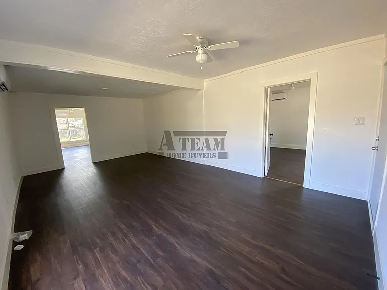 801 Walnut St — Photo 5