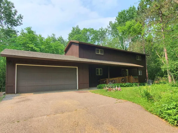 N1970 Evergreen Ln, Waupaca, WI 54981