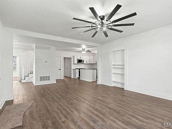 4th image of 471 Watson Rd