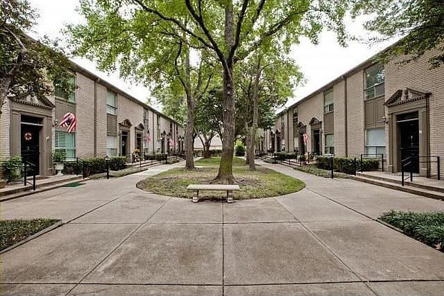 Front court