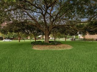 4111 Wentworth Dr, Weston Lakes, TX 77441