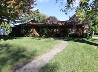 212 Walnut Grove Dr, Walnut, IL 61376