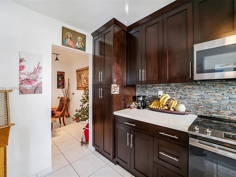 541 Blue Heron Dr #205 — Photo 10