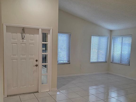 4th image of 1305 NW 29th Avenue #D