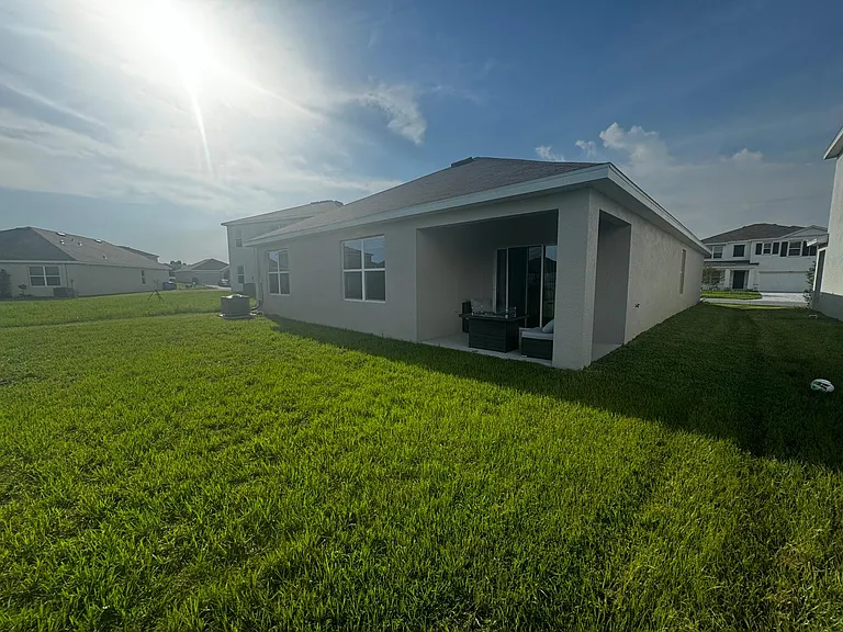 2208 Grand Flora Trl — Photo 5