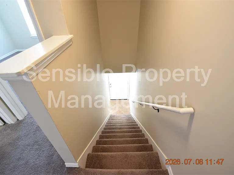 2302 Maki Rd #2 — Photo 12