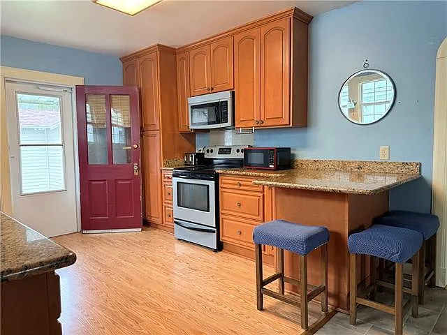 264 Avenue B — Photo 6