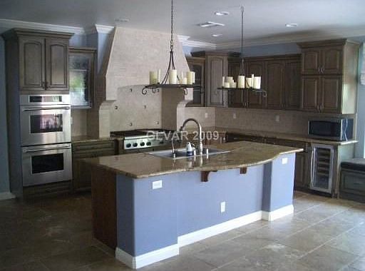 1st image of 2985 Lullingstone St