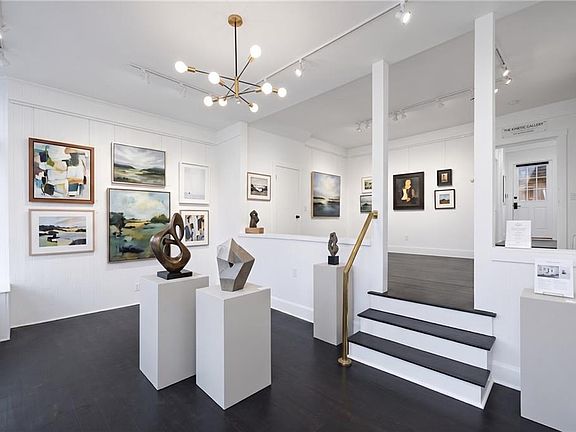 4th image of 138 Spring St #1