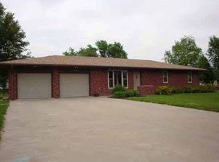 1618 25th St, Auburn, NE 68305