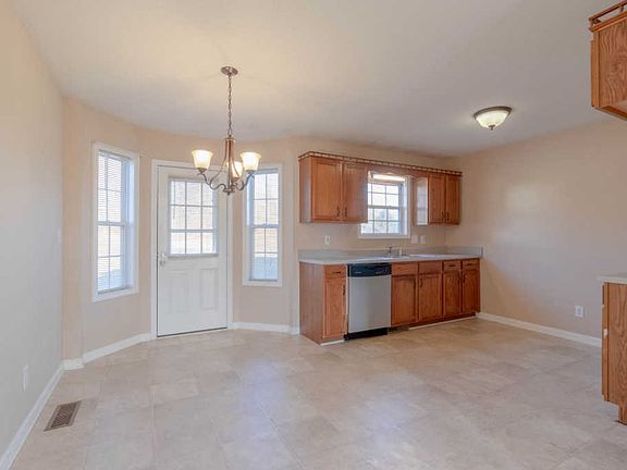 5th image of 2646 Cummings Cir