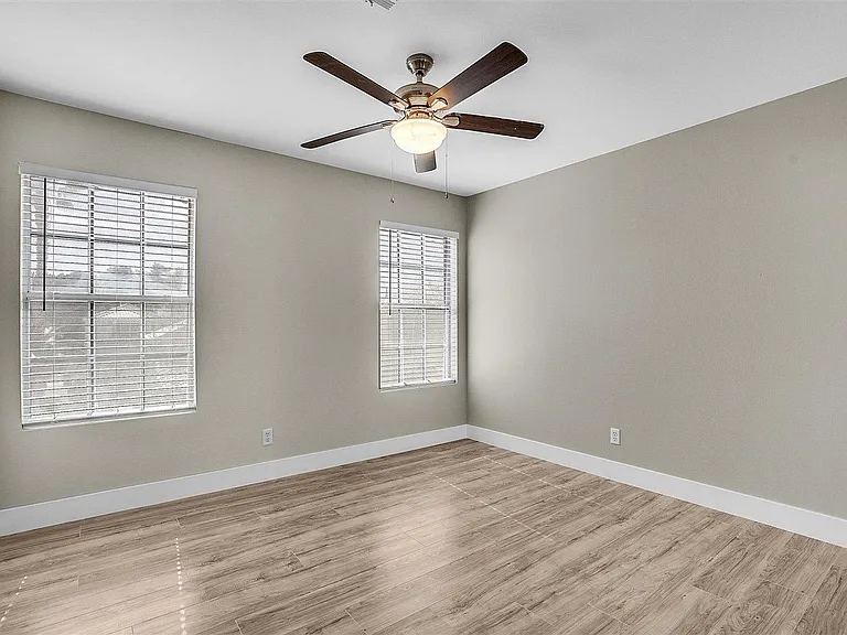 7705 Sea Wind Dr — Photo 18