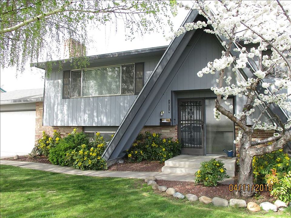 1st image of 1819 Stevens Dr